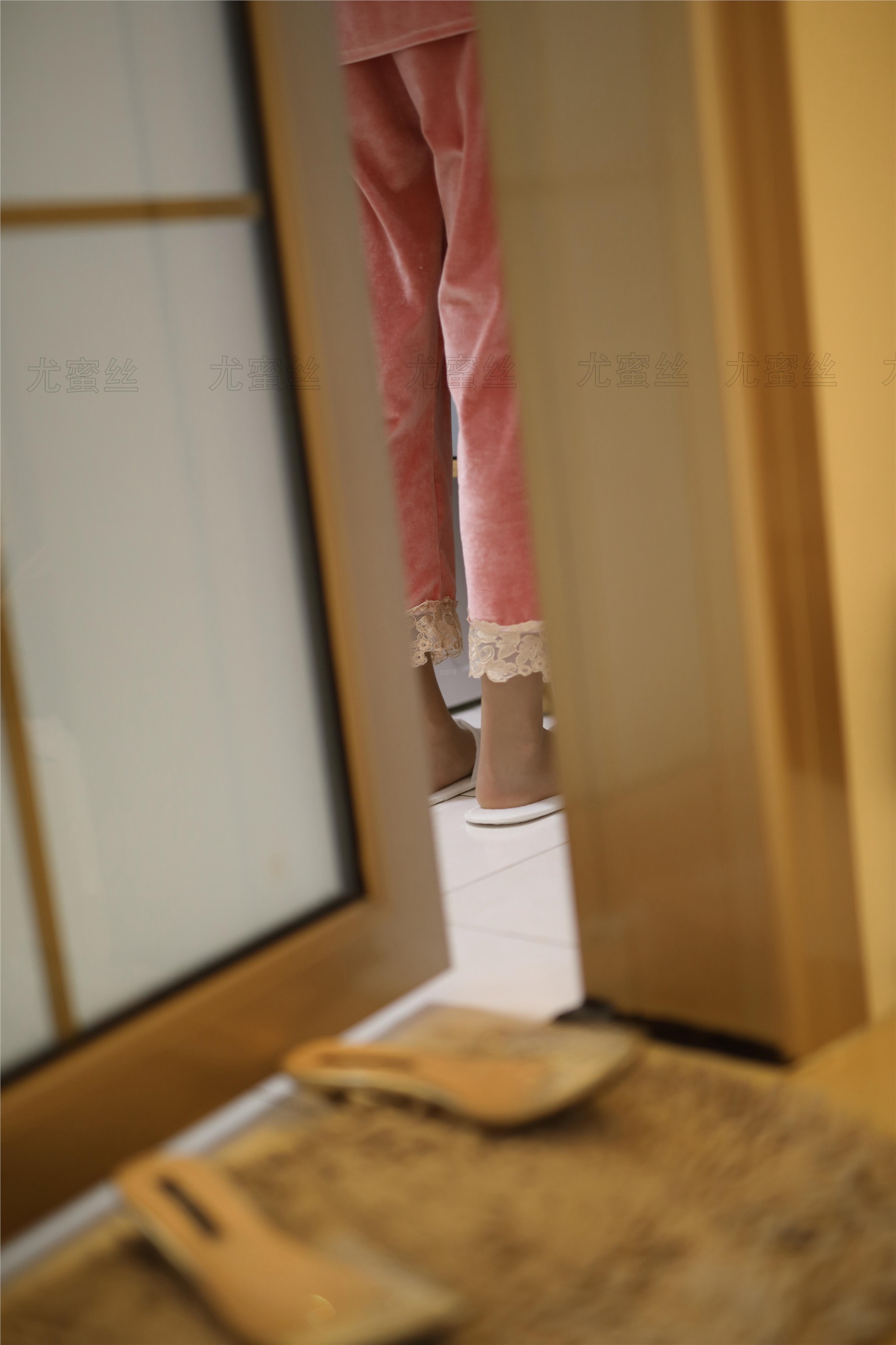 尤蜜丝 穿搭写真 NO.028